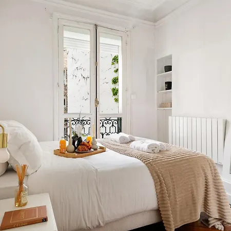Morningstar 8th Floor Elegance Paris